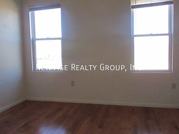 5th image of 442 N 32nd St #3