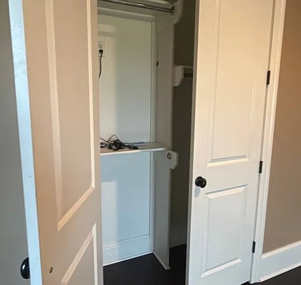9572 Rochel Dr — Photo 103