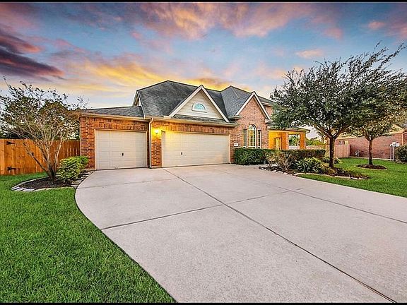 3rd image of 10803 Lake Raven Ct
