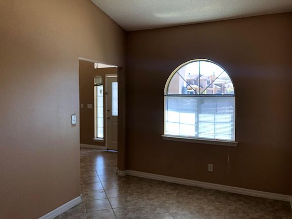 4th image of 7065 Luz De Sol Dr