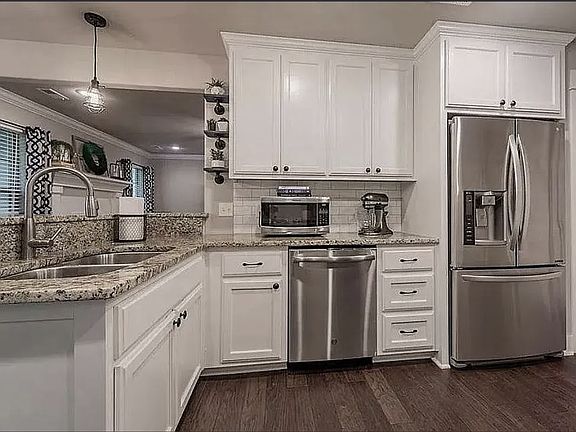 4th image of 5 Arden Cir