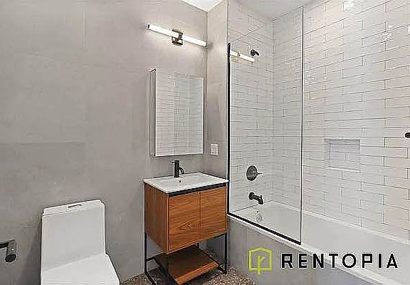 4th image of 74 N 1st St #2K