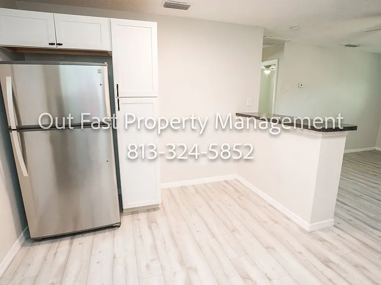 430 3rd Ave — Photo 24