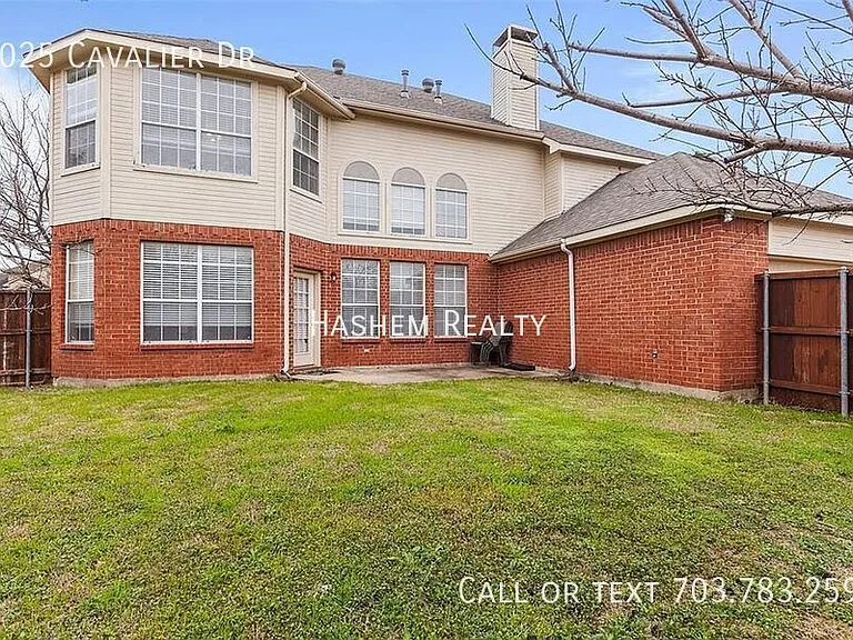 8025 Cavalier Dr — Photo 26