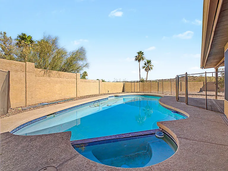 17221 E Lantern Ln — Photo 33