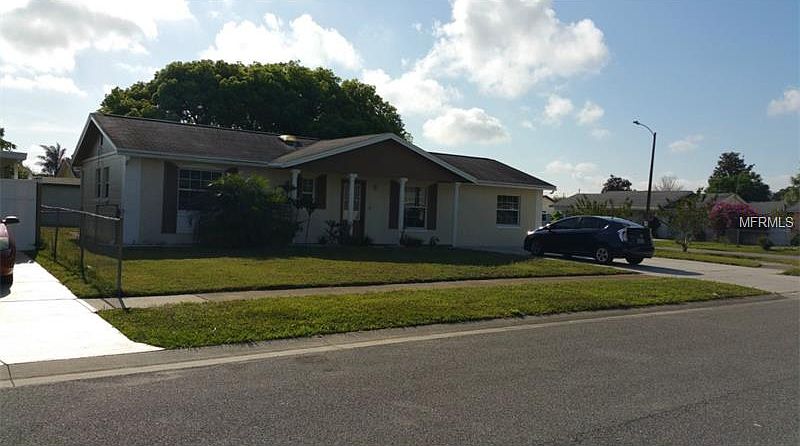1st image of 4821 Haines Cir