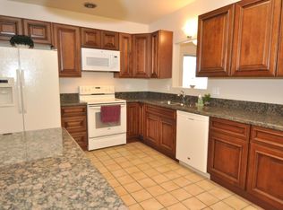 444 N Green Hills Ave, Tucson, AZ 85710
