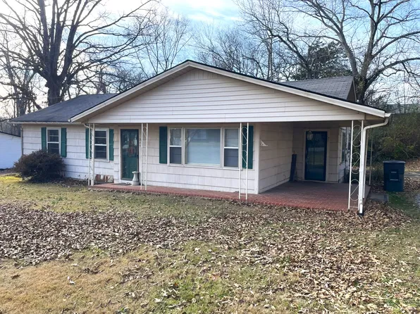 211 Twin Oaks Rd, McMinnville, TN 37110