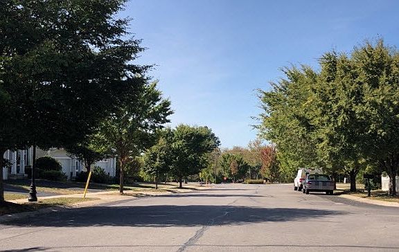 5th image of 6081 Lakes Taylor Sta Dr