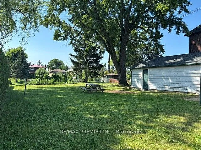 21 Aura Lea Blvd — Photo 21