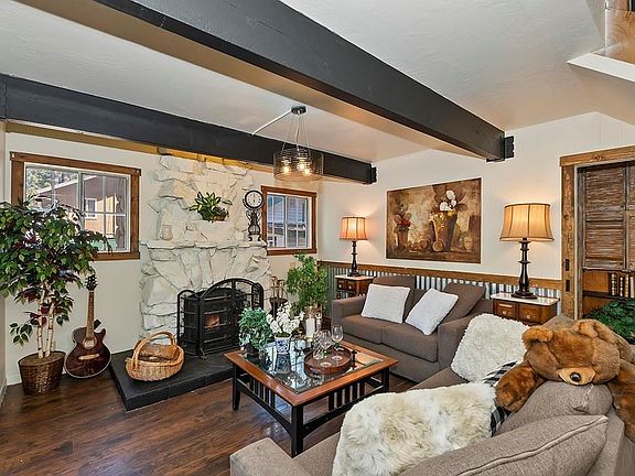 3rd image of 728 E Big Bear Blvd