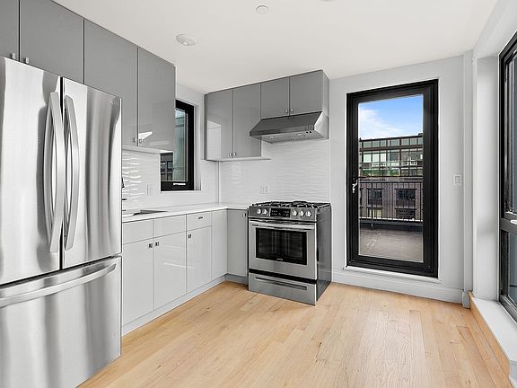 2nd image of 501 Myrtle Ave APT 5A