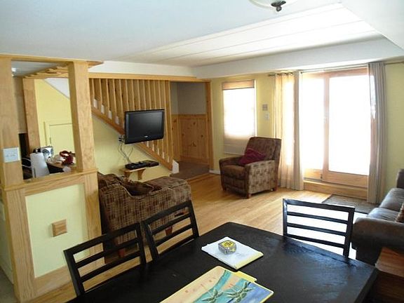 5th image of 3901 Pleasure Ave