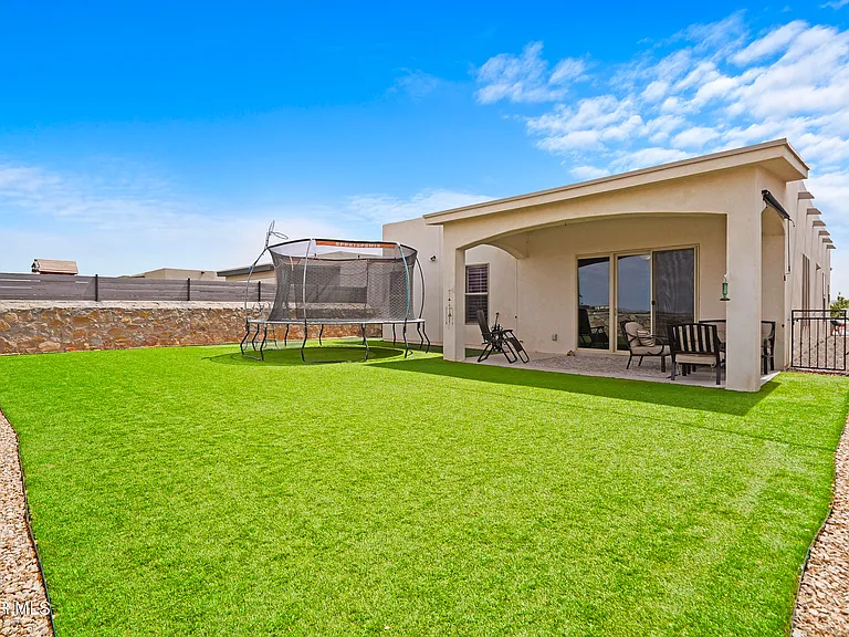 13401 Carterton Ave — Photo 32