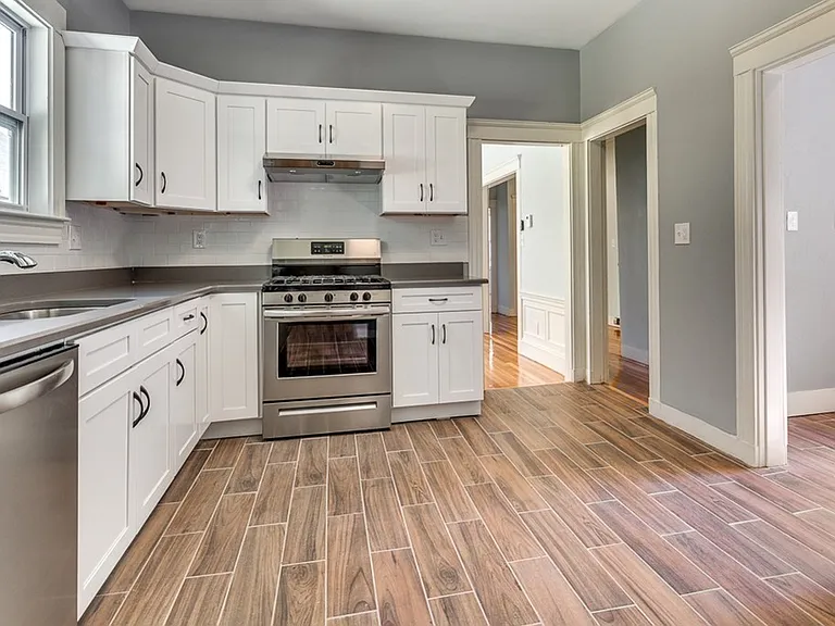5 Greenheys St #2 — Photo 3