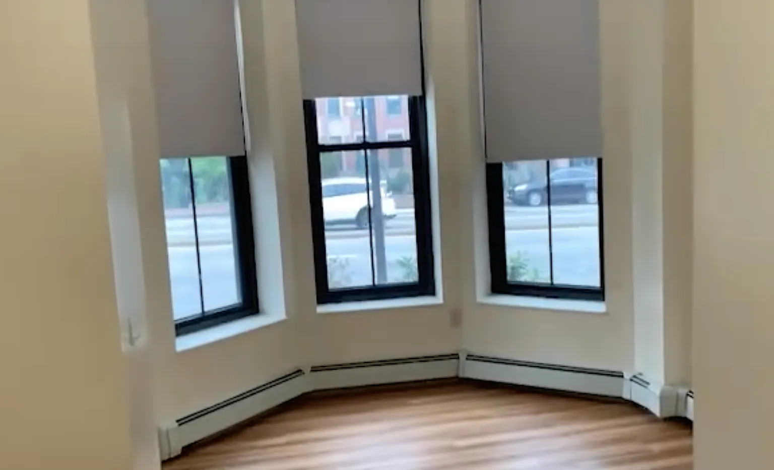 1 bed, 550 sqft, $2,800 — Photo 4