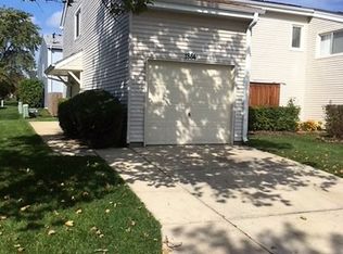 1884 Timber Ln, Glendale Heights, IL
