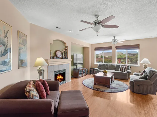 1814 Paseo De La Villa SE, Rio Rancho, NM 87124