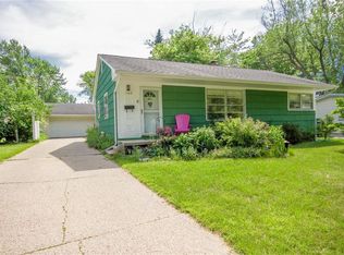 1415 Argyle Cres, Ann Arbor, MI 48103