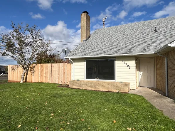 31999 Griffith Dr, Tangent, OR 97389