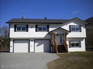 19645 Eagle River Rd, Eagle River, AK 99577