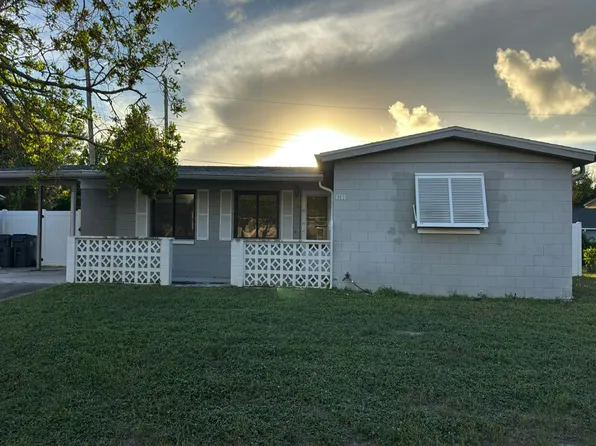 4700 Key Largo Dr W, Titusville, FL 32780