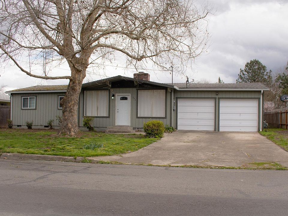 1st image of 203 Corcoran Ln