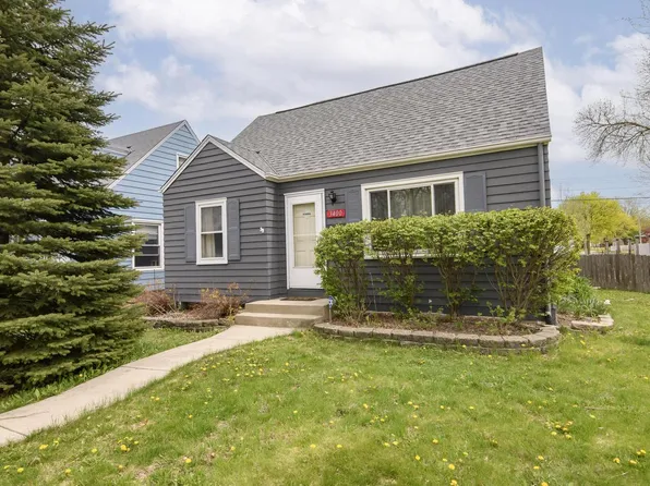 3400 N 90th STREET, Milwaukee, WI 53222