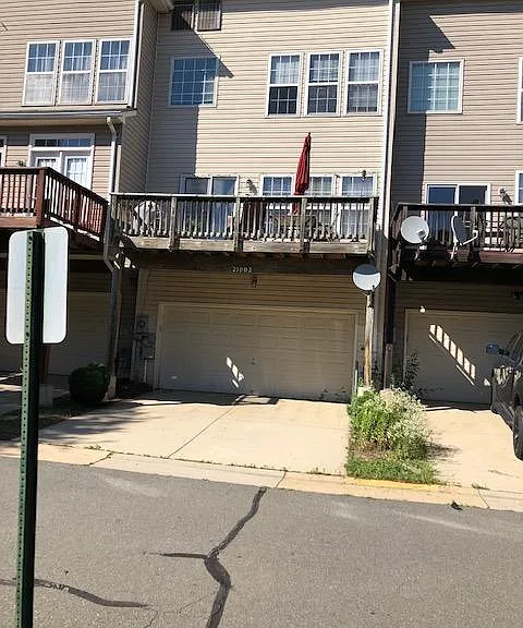 21002 Kittanning Ln — Photo 2