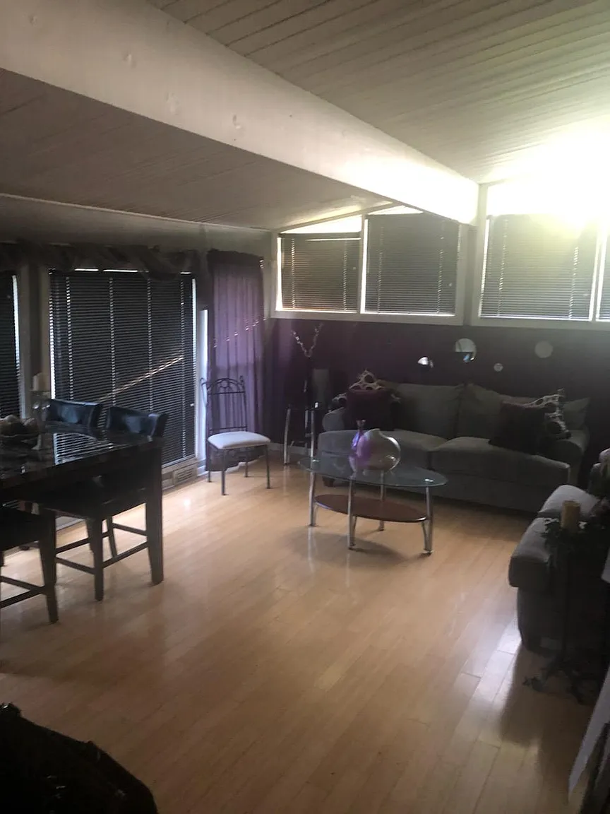 15017 Meadow Ln photo 1