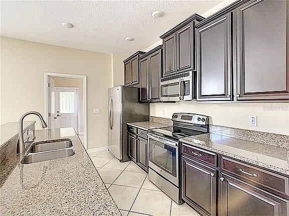 3rd image of 14843 Driftwater Dr