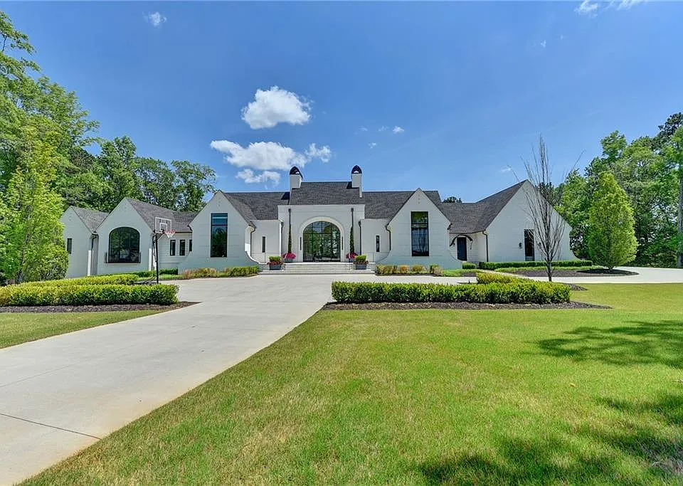 2305 Braselton Hwy
