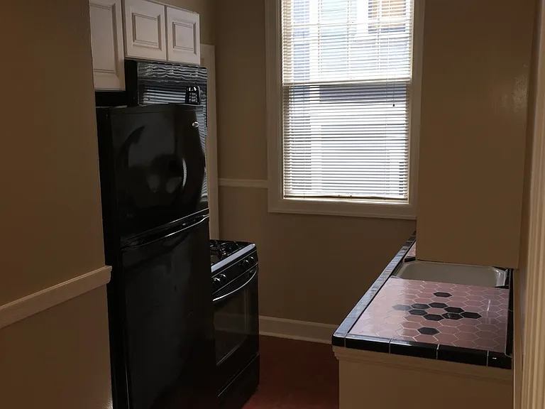 Zhan01 - NW Everett — Photo 19