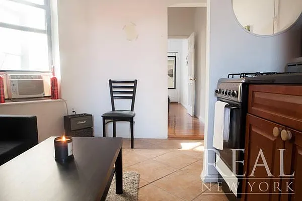 Rented by REAL New York | media 8