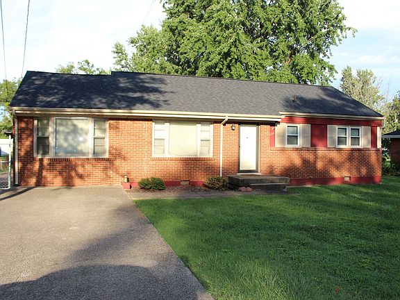 3rd image of 1514 Hilldale Dr