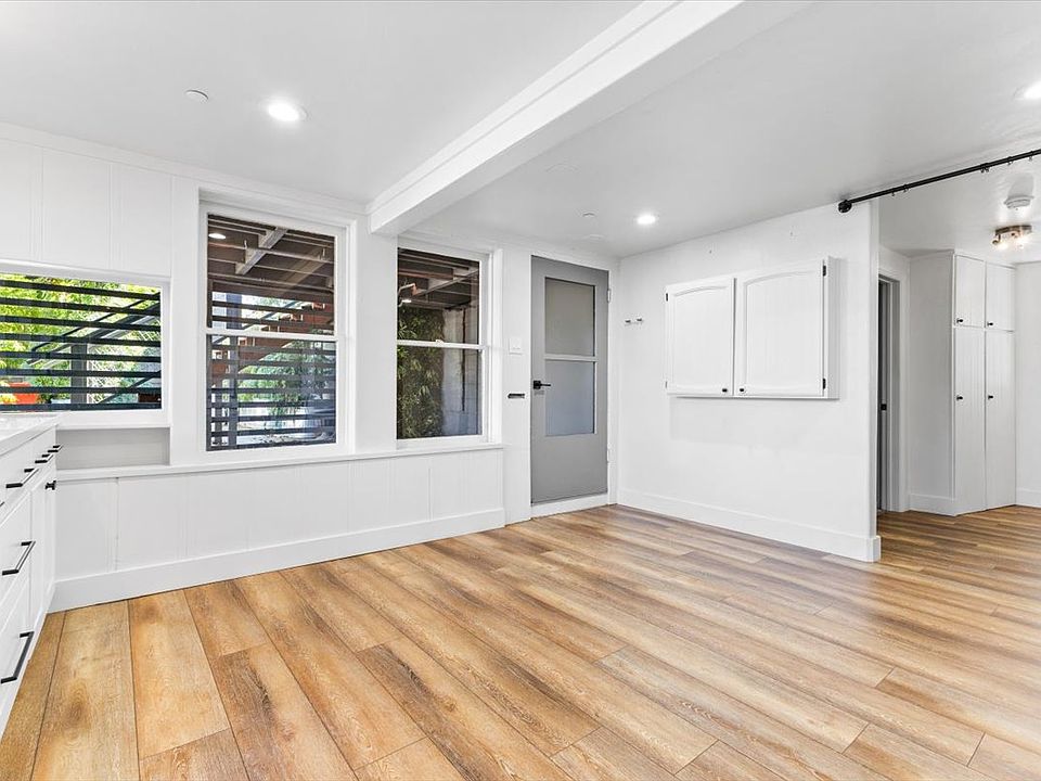 Front entrance to kitchen