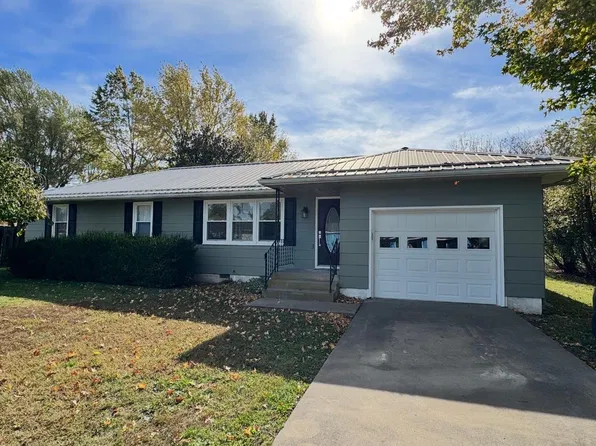 103 E 15th St, Lockwood, MO 65682
