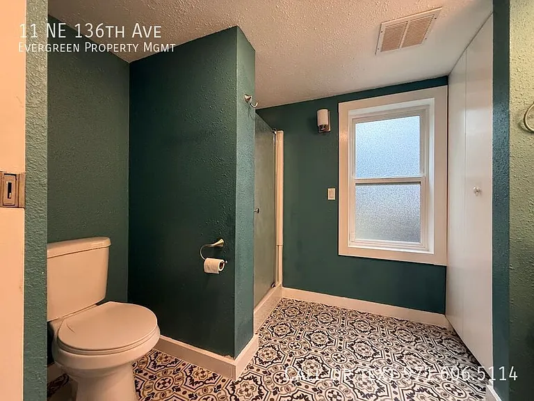 11 NE 136th Ave — Photo 31