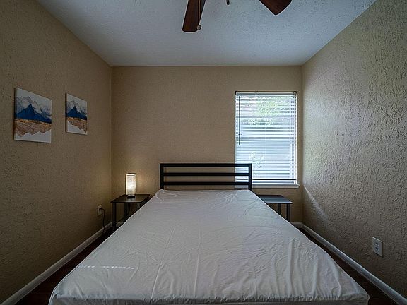 4th image of 2202 Basket St #12768020