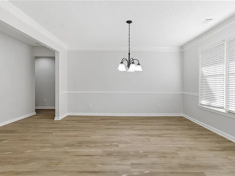 2110 Meadow View Ct — Photo 6
