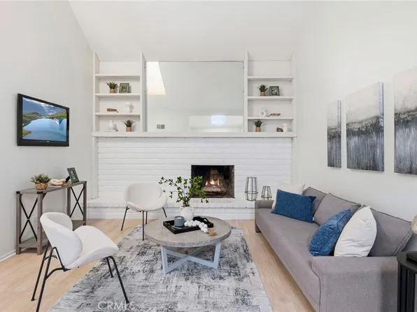 3 Willow Tree Ln, Irvine, CA 92612