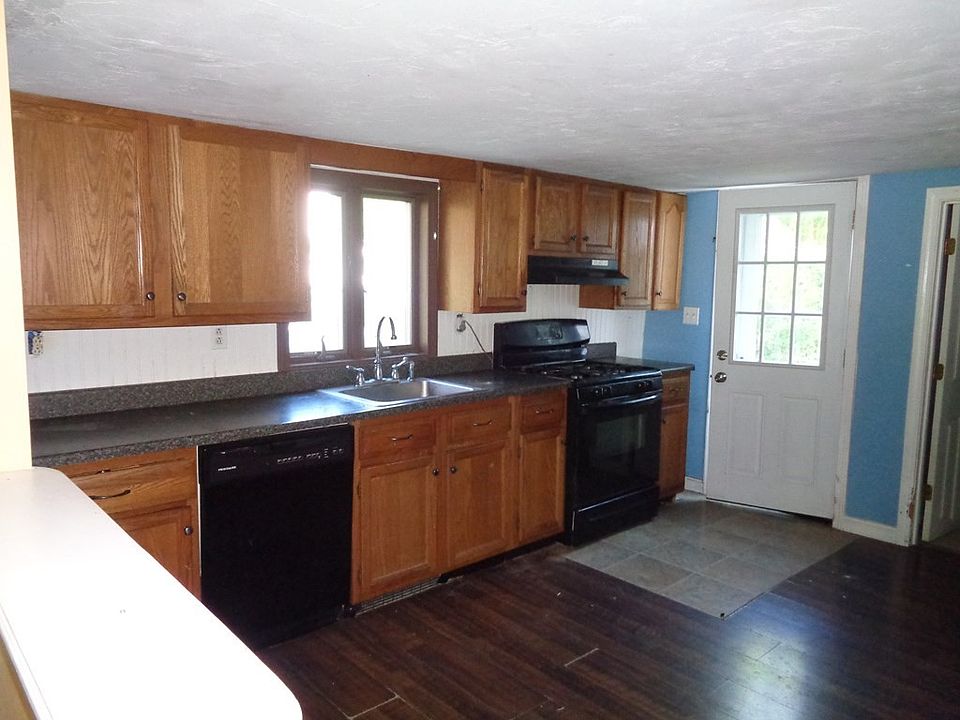 84 Cedar St, East Bridgewater, MA 02333 Zillow