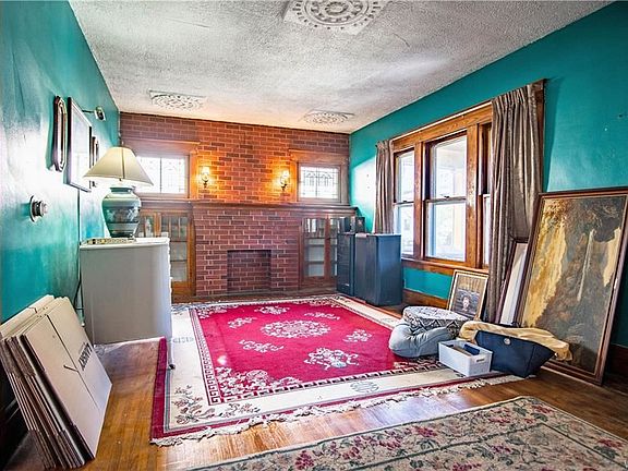 4th image of 21 Evelyn St