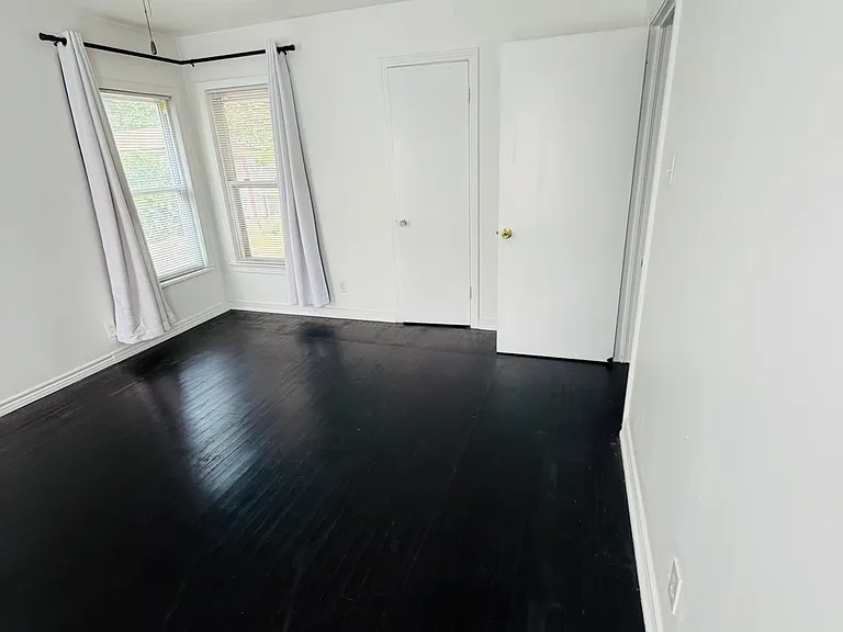 5912 Belgrade Ave — Photo 17