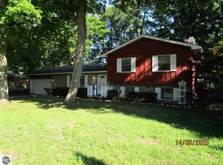 529 Forest Ave, Clare, MI 48617