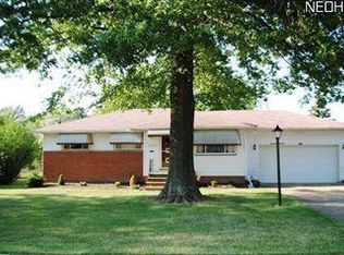 7740 Craigleigh Dr, Parma, OH 44129