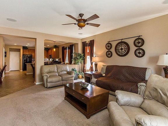 5th image of 244 W Seaside Dr
