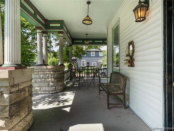 4th image of 726 N Rhodes Avenue