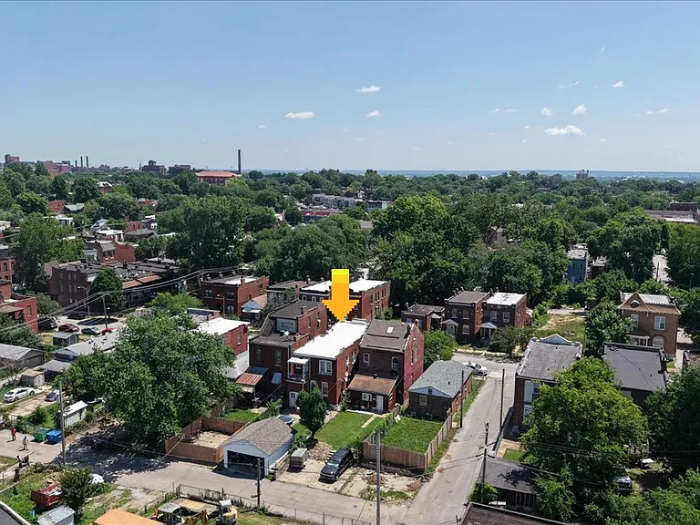 3831 Iowa Ave #1F — Photo 19