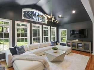 3911 Wieuca Rd NE, Atlanta, GA 30342
